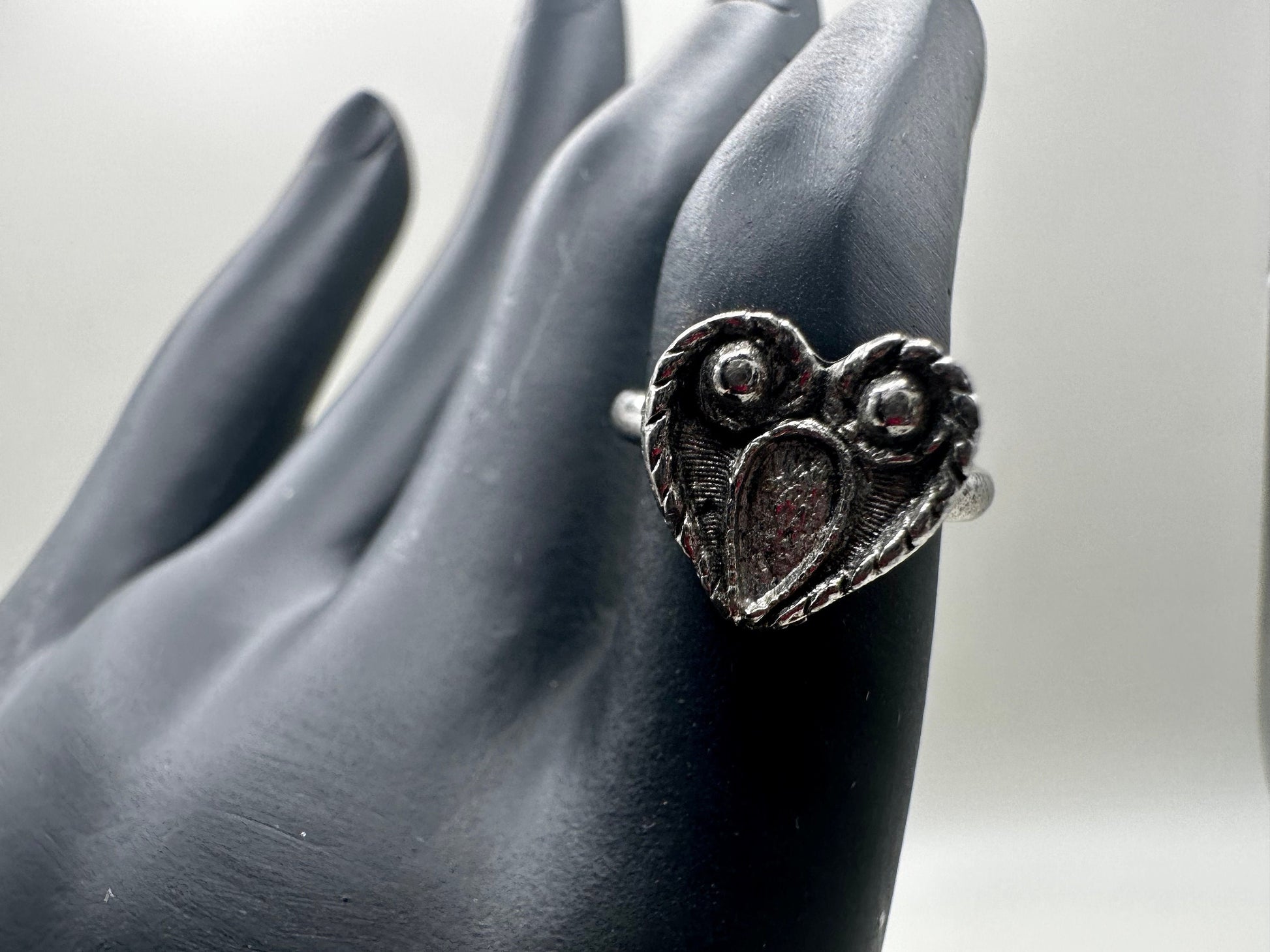 80s Heart Vintage Ring Size 4