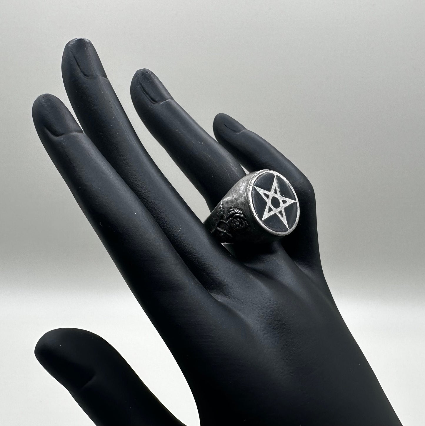 Alchemy of England Pentagram Rose Punk Goth Ring 90s Vintage Size 12