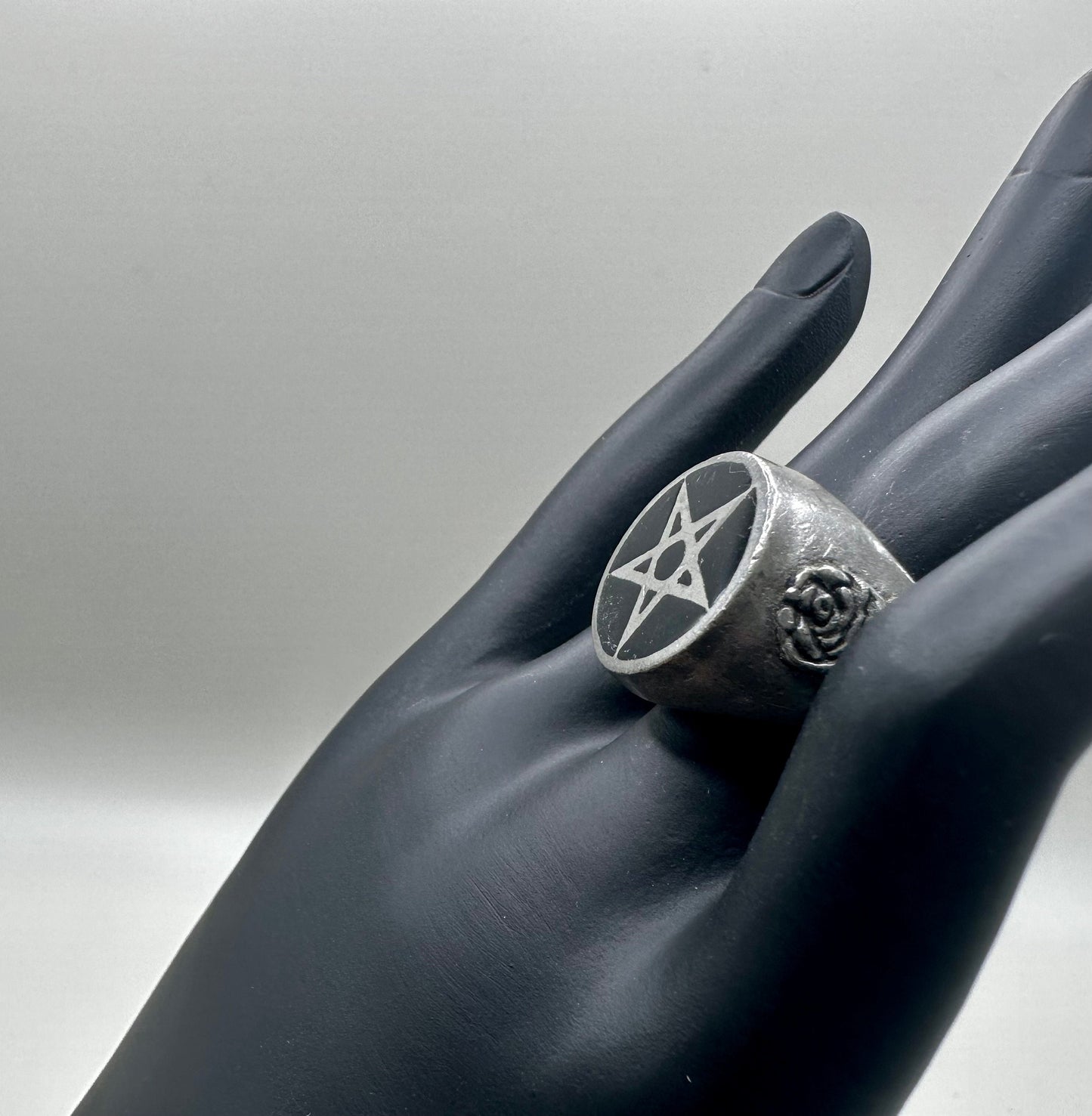 Alchemy of England Pentagram Rose Punk Goth Ring 90s Vintage Size 12