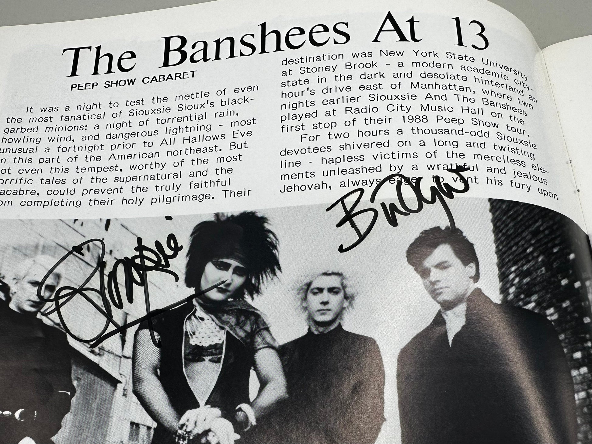 Siouxsie & Budgie SIGNED Propaganda Siouxsie and the Banshees Goth Magazine Issue Number 13 Winter 1990 RARE