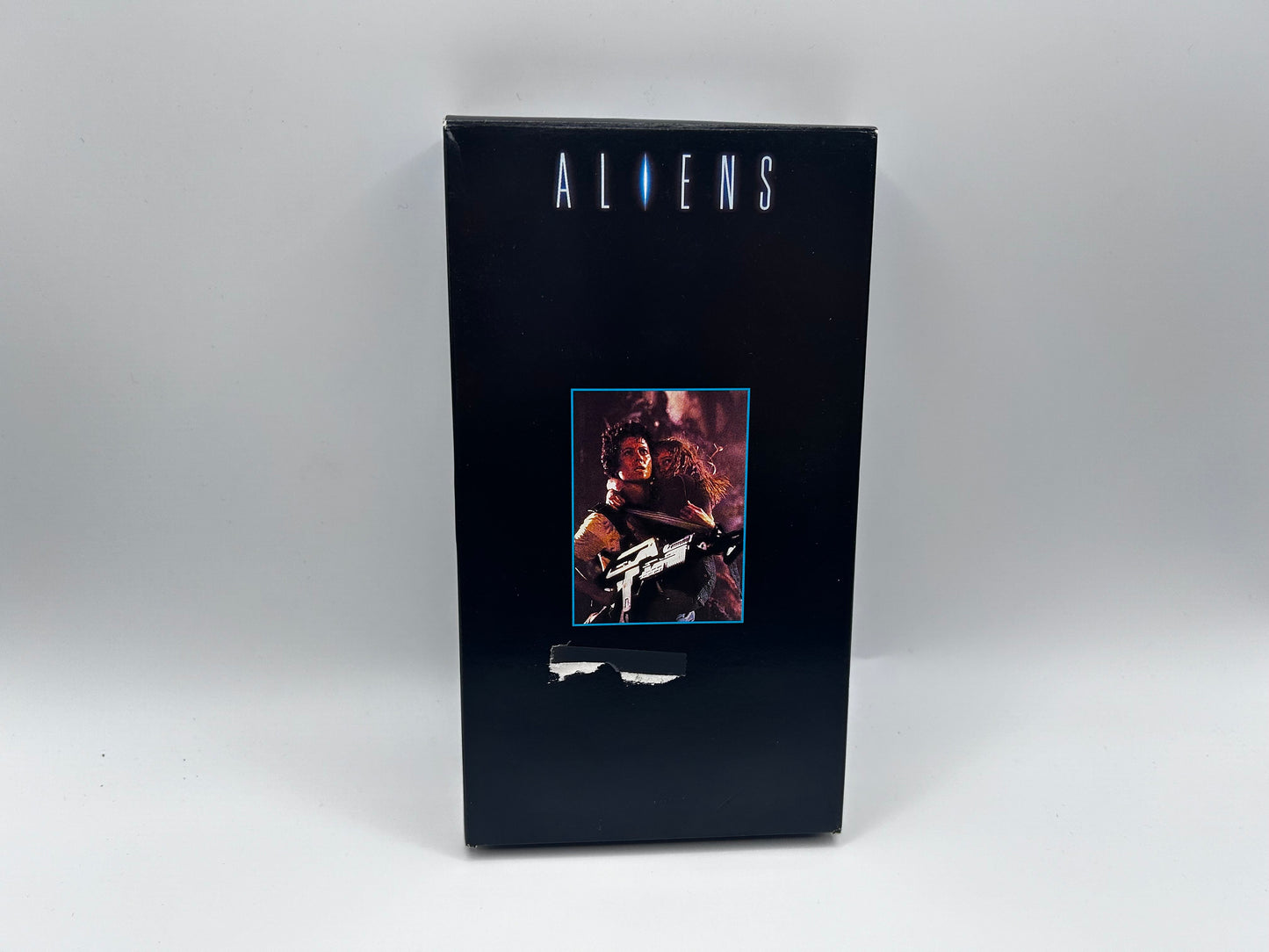 Aliens - Sigourney Weaver, James Cameron, Bill Paxton, Lance Henriksen VHS 90s