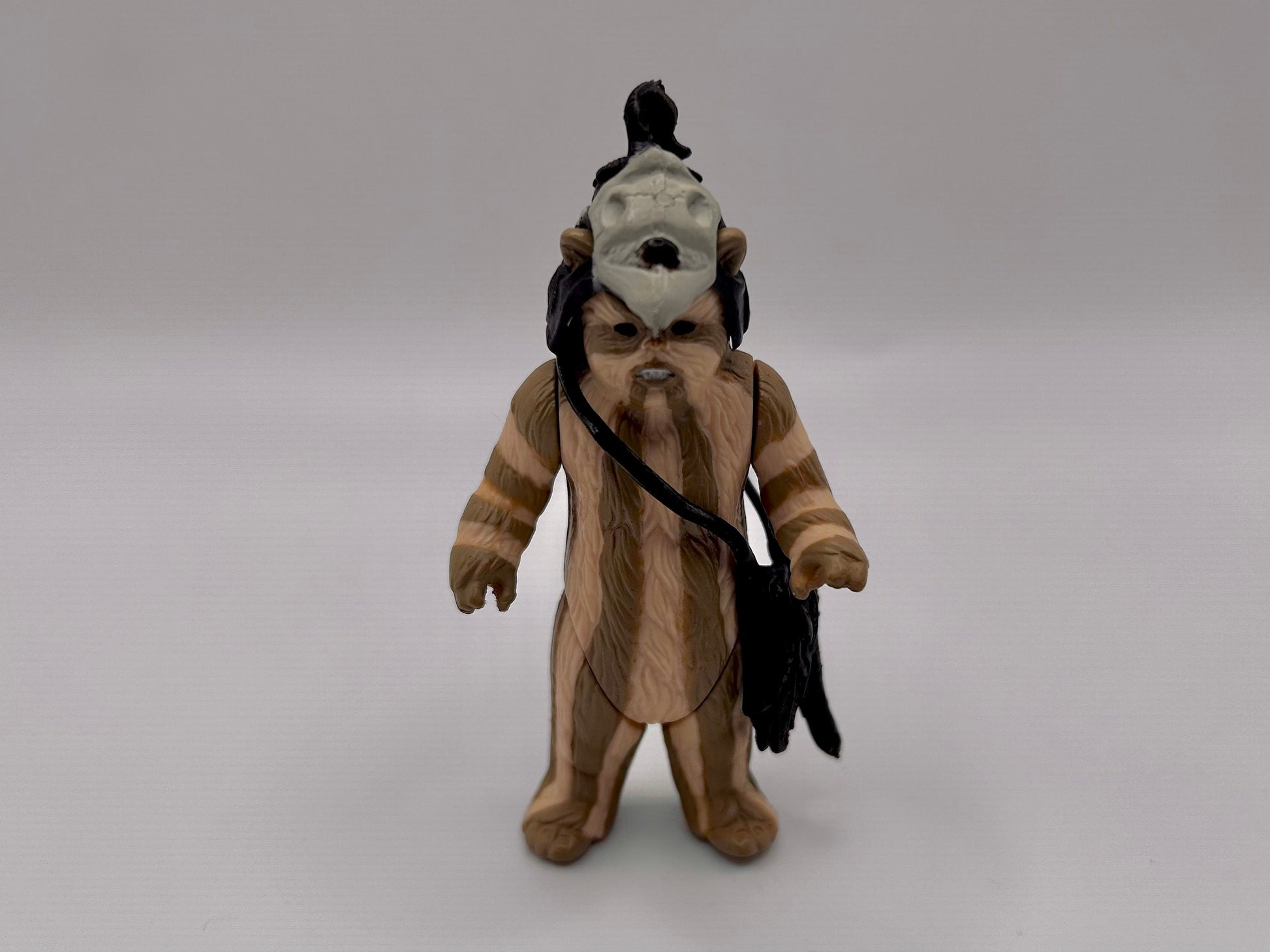 Ewok Logray Action Figure 1983 ROTJ Vintage Kenner