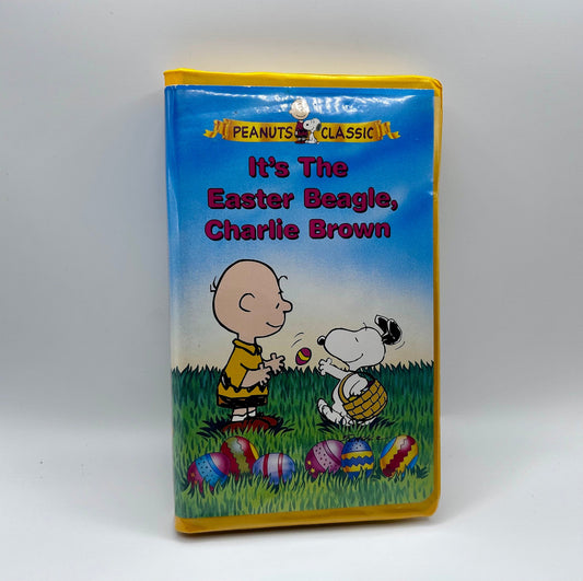 It’s the Easter Beagle, Charlie Brown Yellow Clamshell Peanuts Snoopy VHS 1997