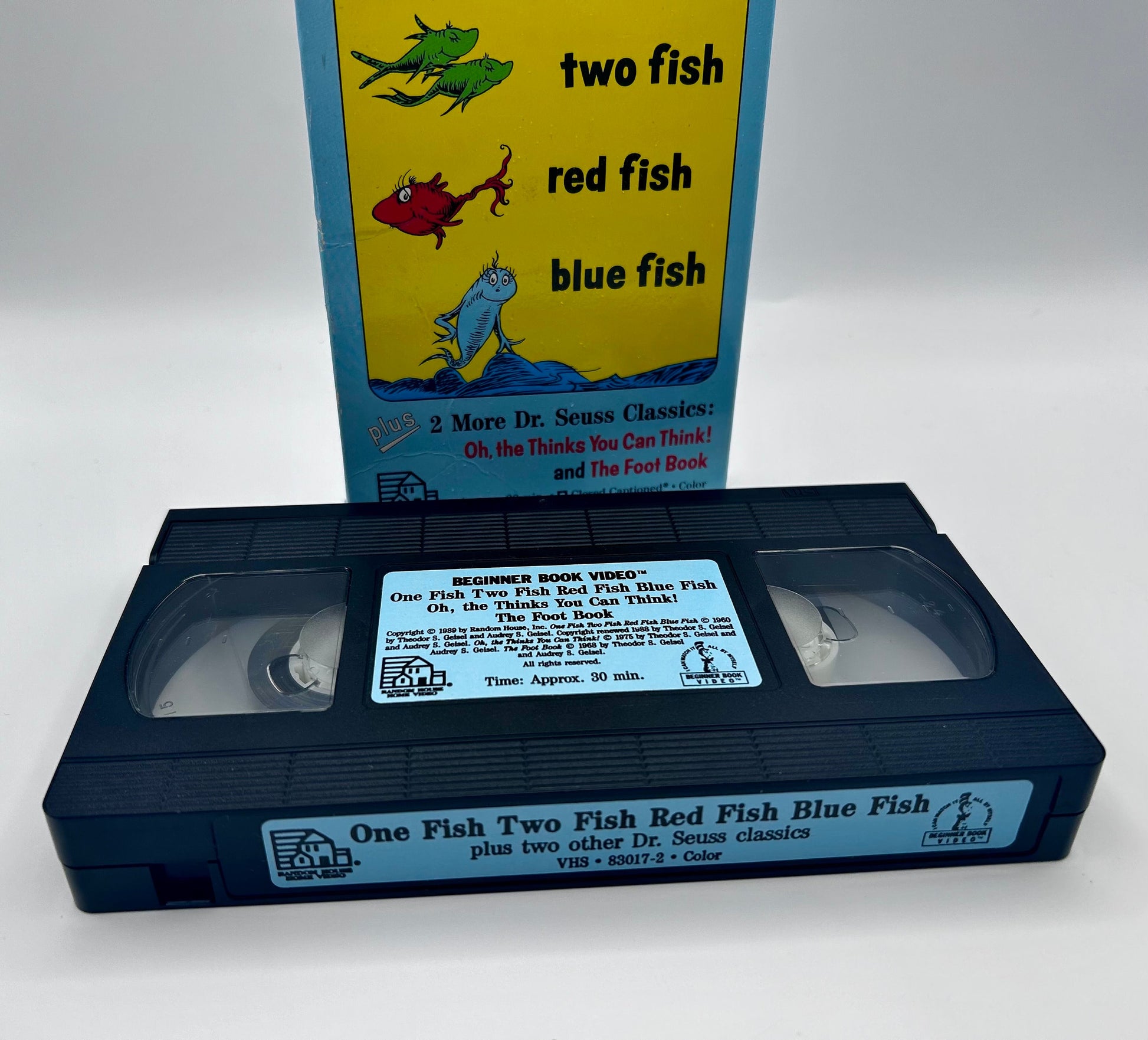 Dr Seuss - One Fish Two Fish Red Fish Blue Fish Thinks Think Foot Book VHS 1992